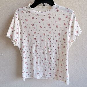 NWOT. Wonder Nation Floral Top